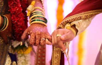 Marathi Sakharpuda - The Wedding Ritual in a Marathi Engagement Ceremony